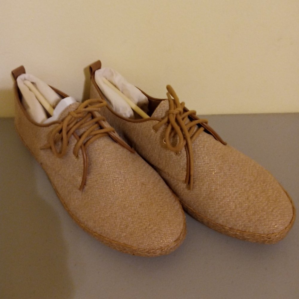Easy Spirit Women's Gabino Oxford Natural, 8W NEW in box